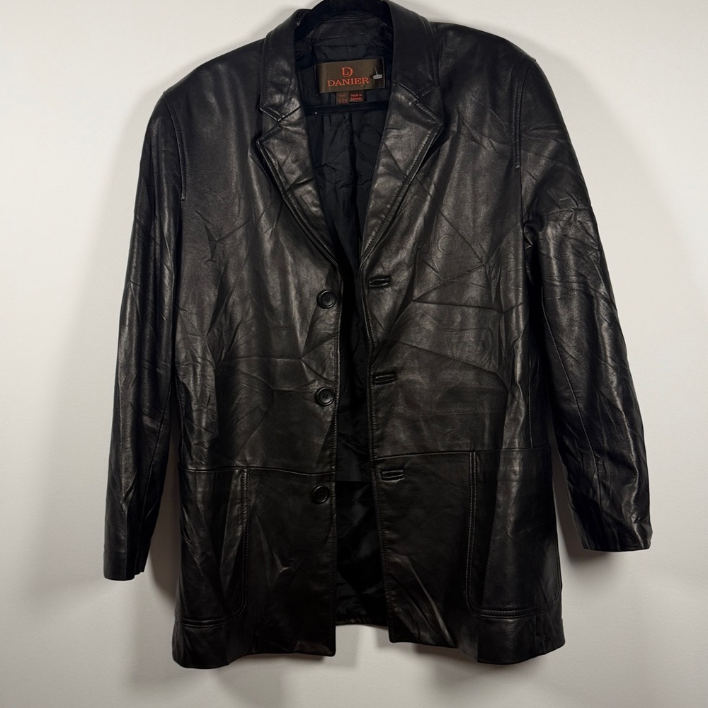 Danier Classic Black Leather Blazer Coat - Picture 6 of 7